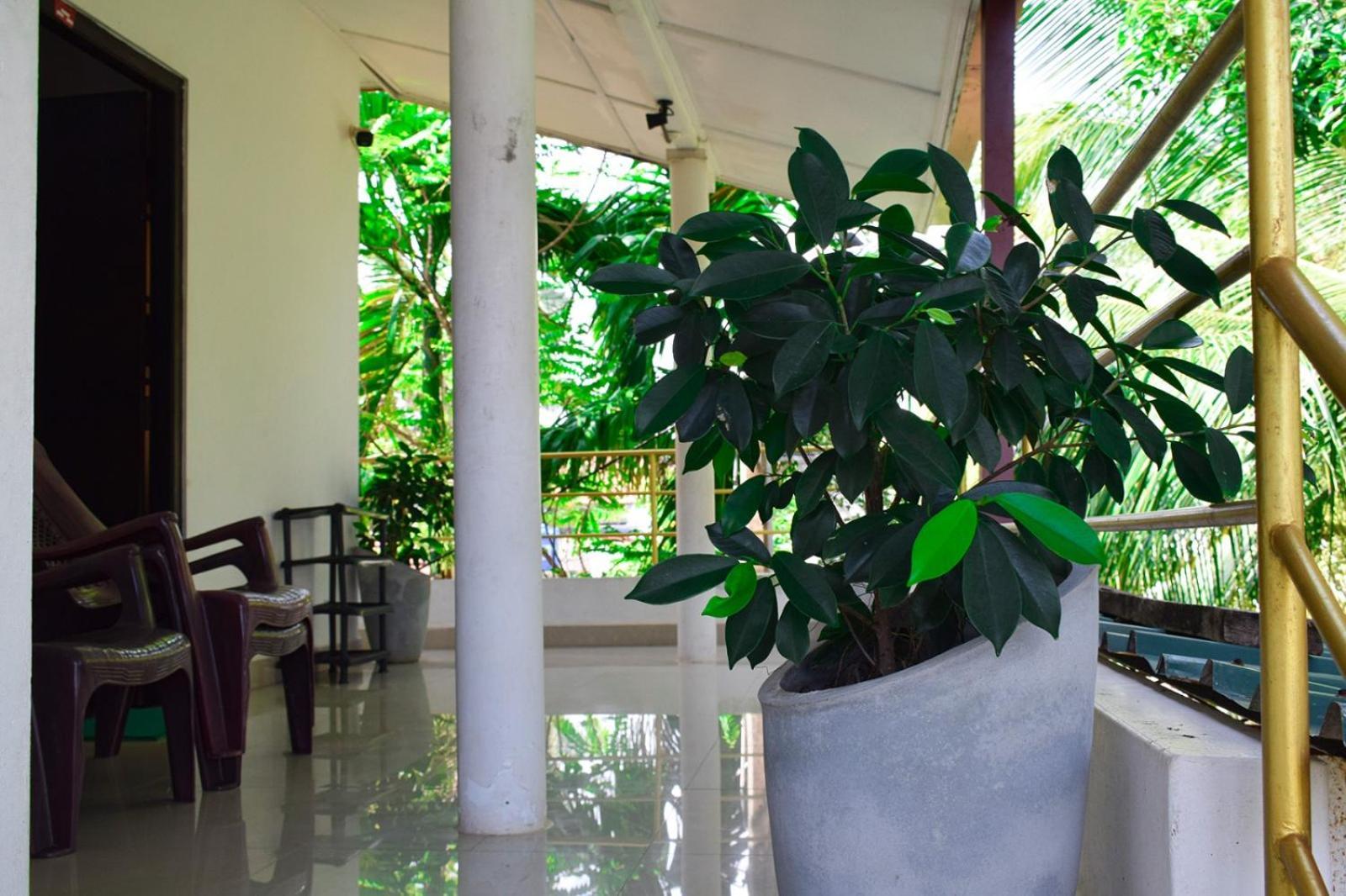 White Villa Hotel Trincomalee Eksteriør bilde